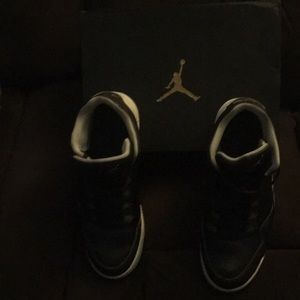 Nike Air flight lightly worn